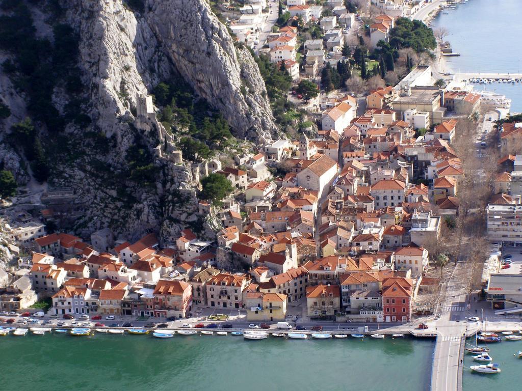 Apartment Lid Omiš Esterno foto